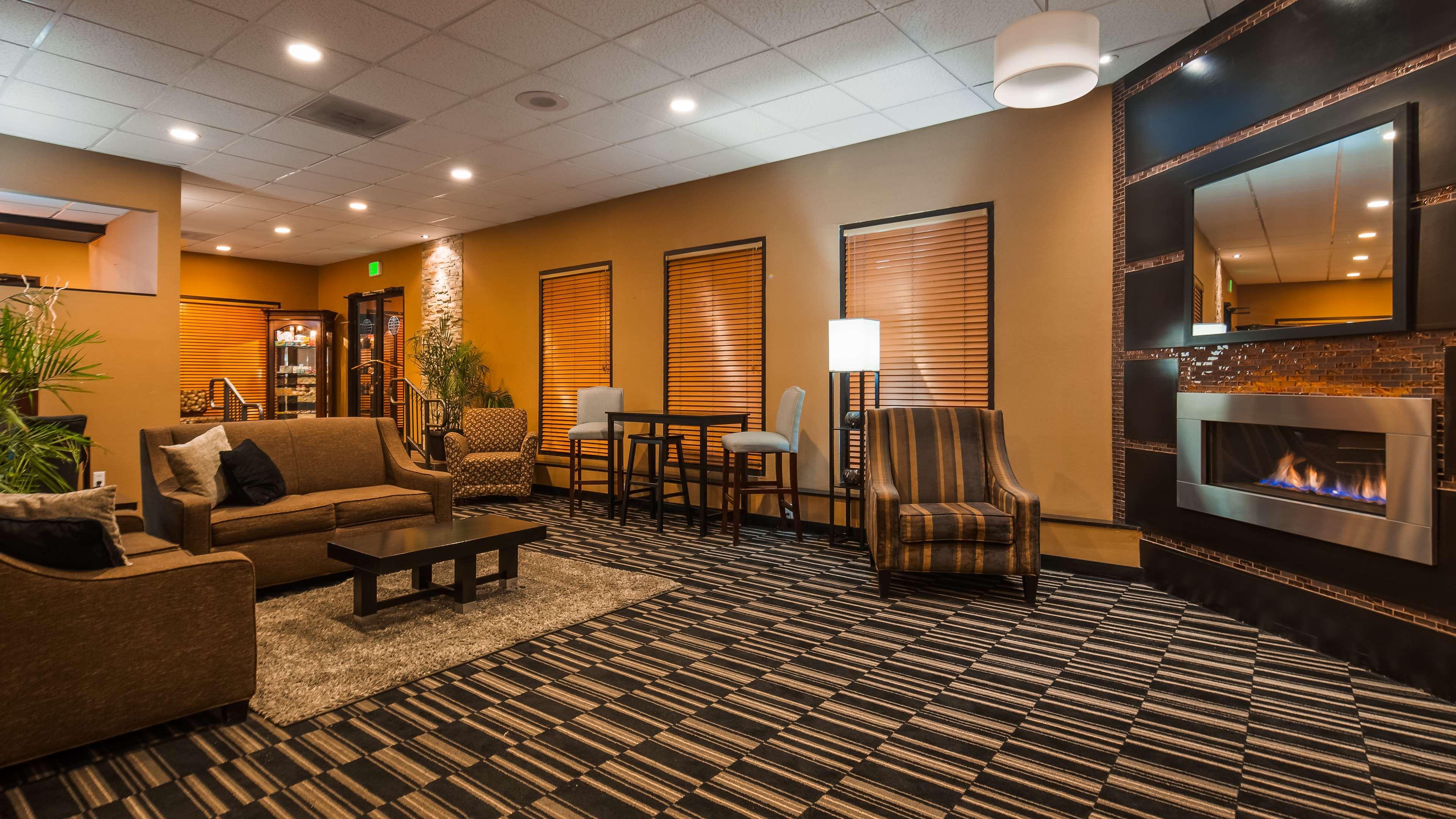 Best Western Yuma Mall Hotel & Suites Bagian luar foto