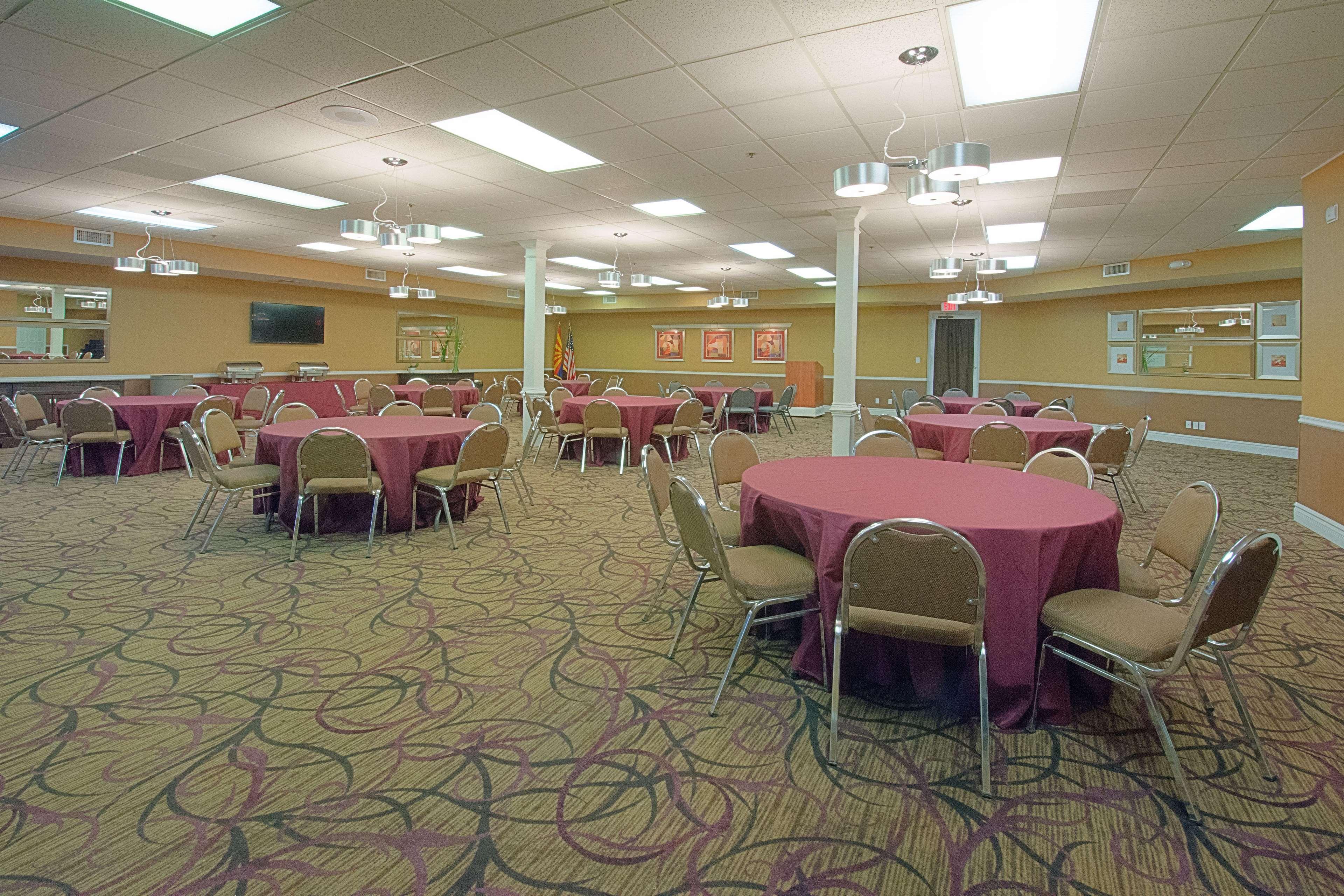 Best Western Yuma Mall Hotel & Suites Bagian luar foto